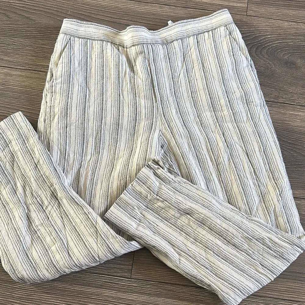 Banana Republic Gray Chinos Lightweight Drawstring cropped - Picture 2 of 12